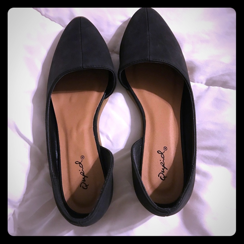 Qupid Black Suede Flats